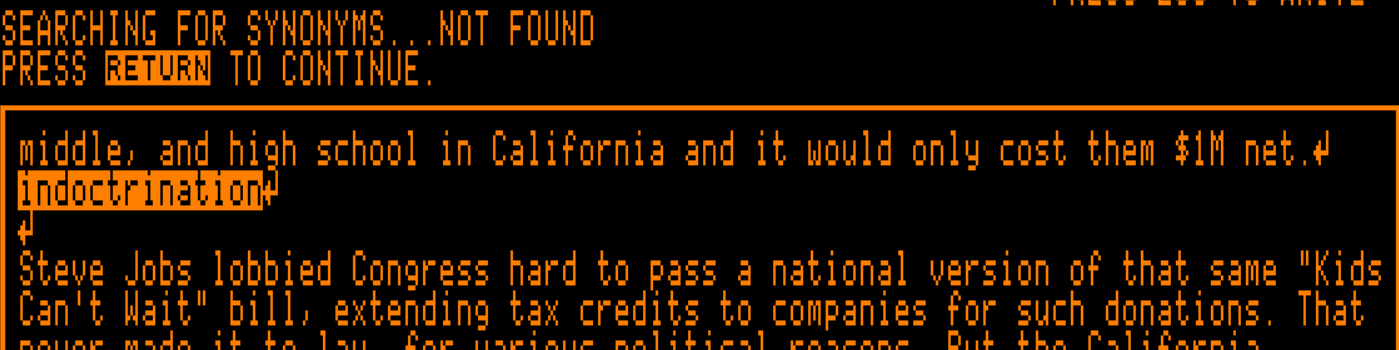 Bank Street Writer on an Apple IIe emulator highlights the word ‘indoctrination’ in amber text, while a search message above reads ‘SEARCHING FOR SYNONYMS… NOT FOUND.’ The surrounding paragraph discusses Apple’s push for computer donations to schools.